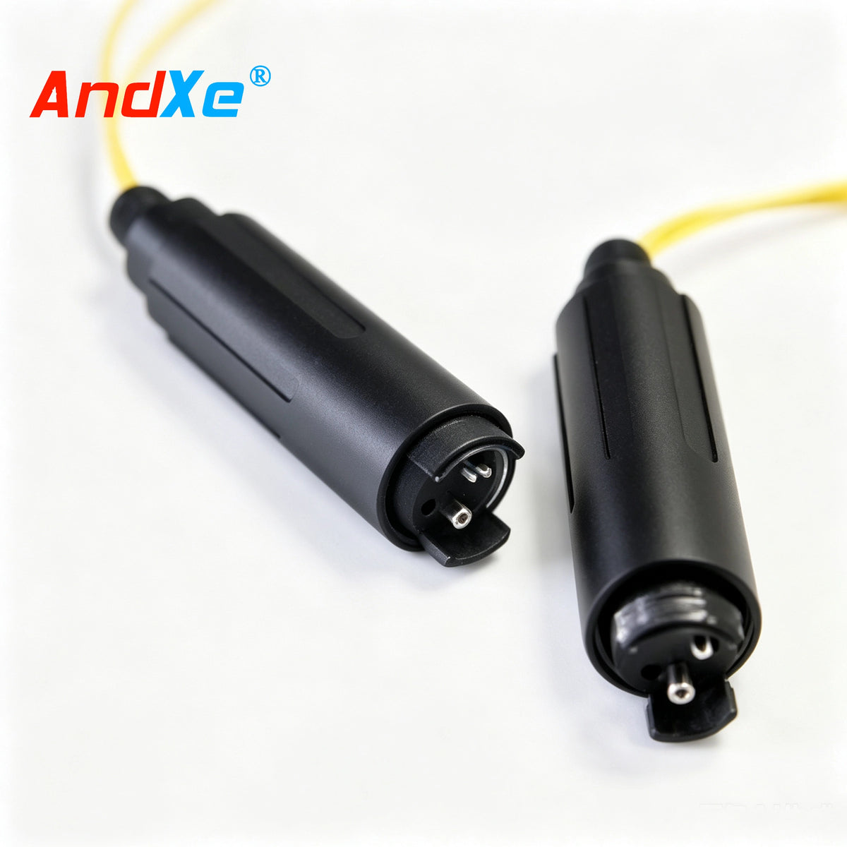 Neutral watertight fiber optic connector